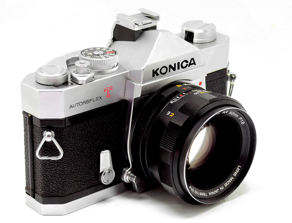 柯尼卡T2型135单反相机在日本市场全名是KONICA Autoerflex New FTA即“新FTA”的意思，1970上市至1973停产。 